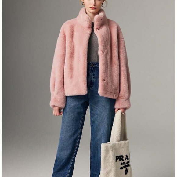 Luxury Soft Faux Fur Hidden Closure Coat - Picture 2 of 6